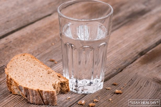 Dieta sobre agua y pan.