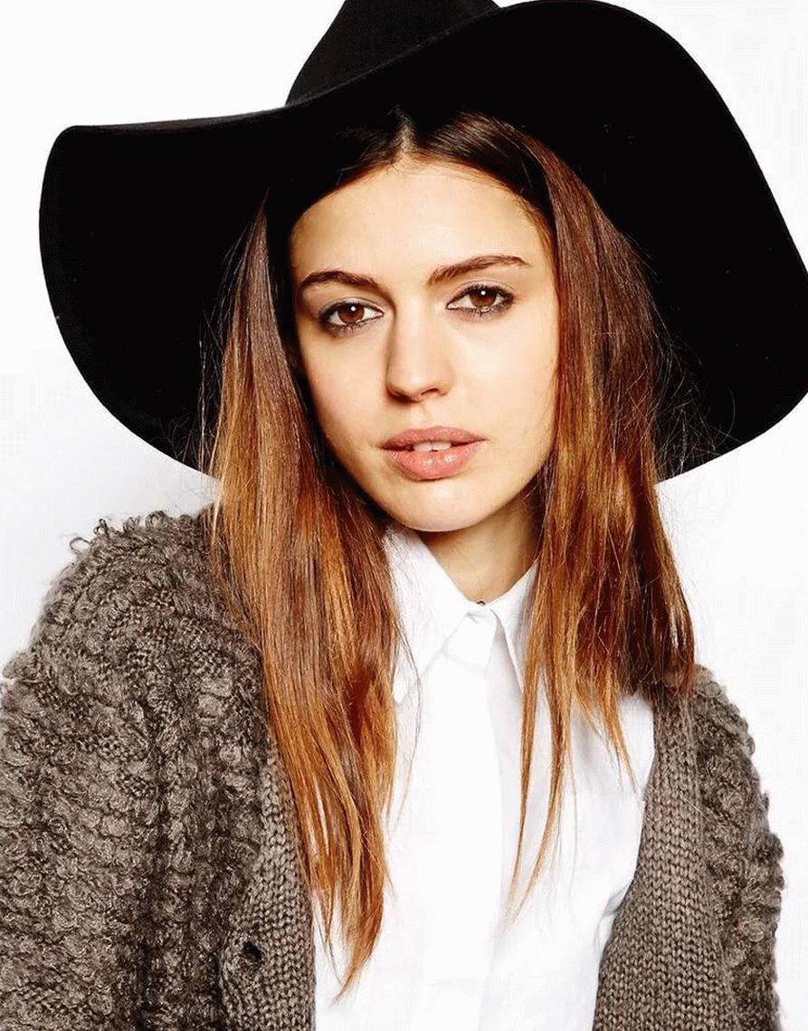 Sombreros de tendencia de campos anchos 2017-2018