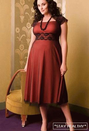 Vestido de noche perfecto para mujeres completas.
