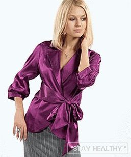 Blusas de raso de moda. Patrones de blusas de raso