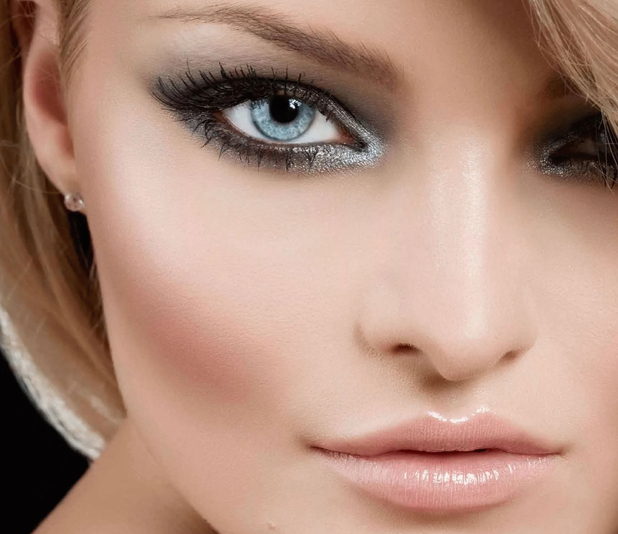 Maquillaje navideño 2018 para ojos azules