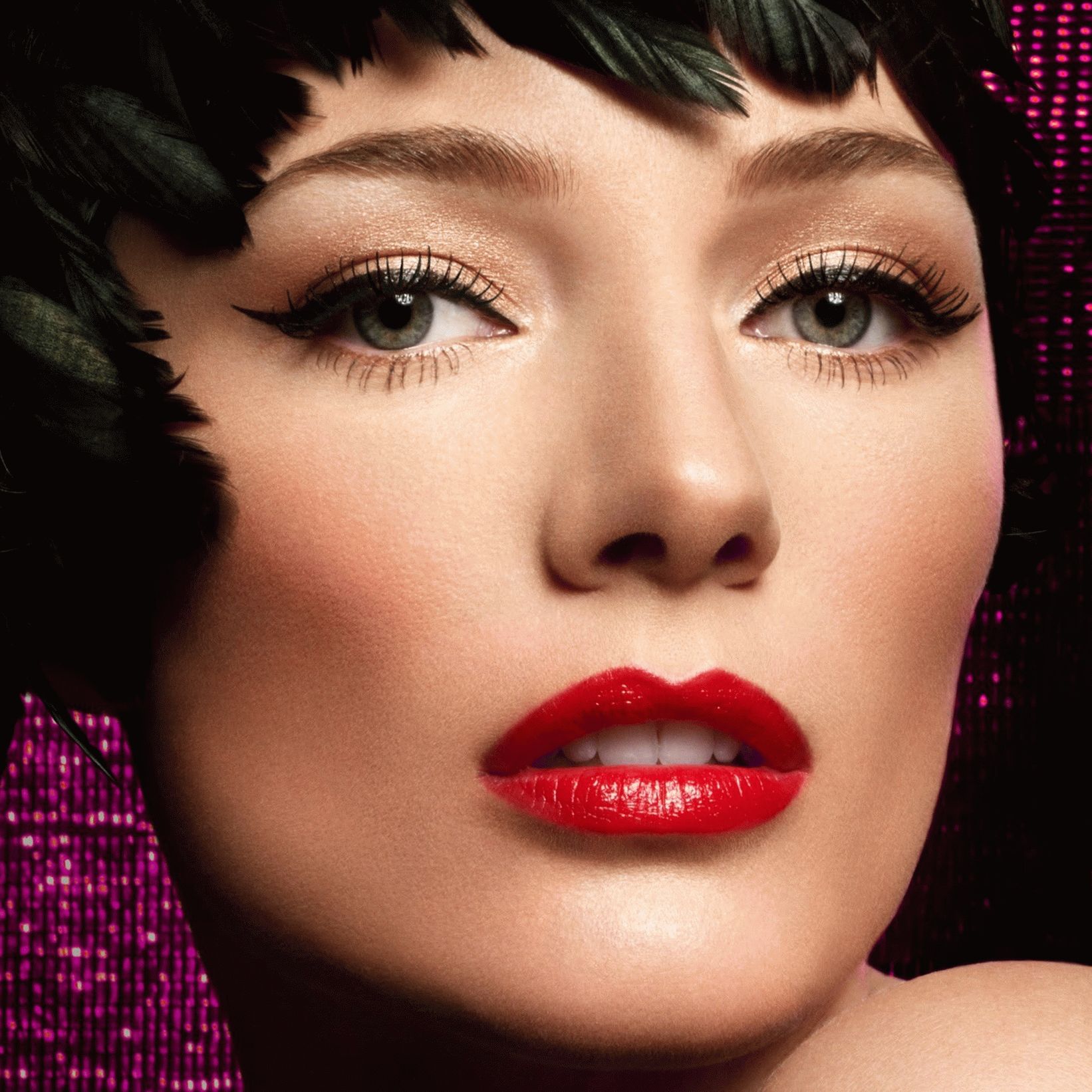 Maquillaje para Nochevieja 2018 para ojos grises